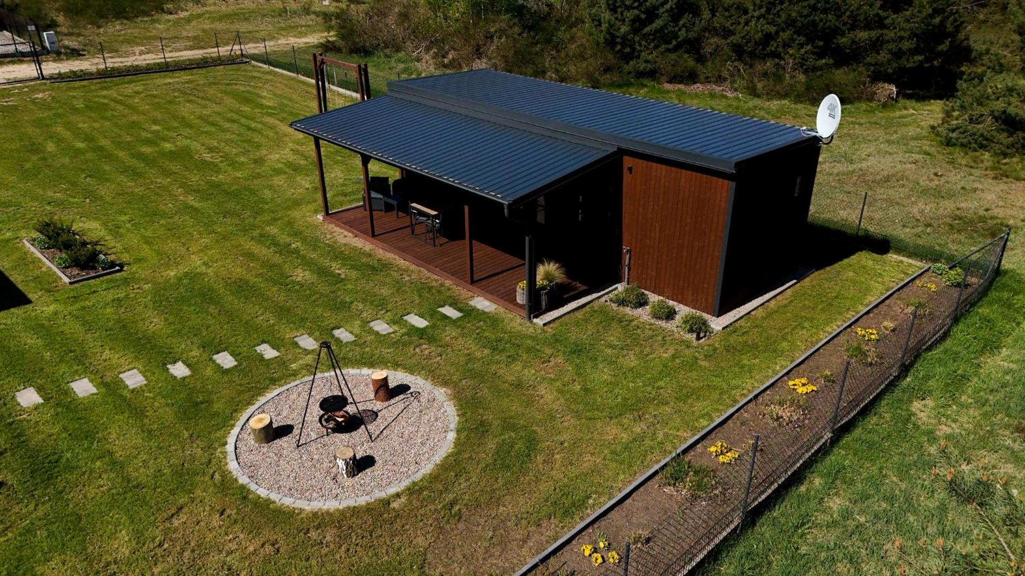 Westfalowachatka Domek Z Jacuzzi Sasino Exterior photo